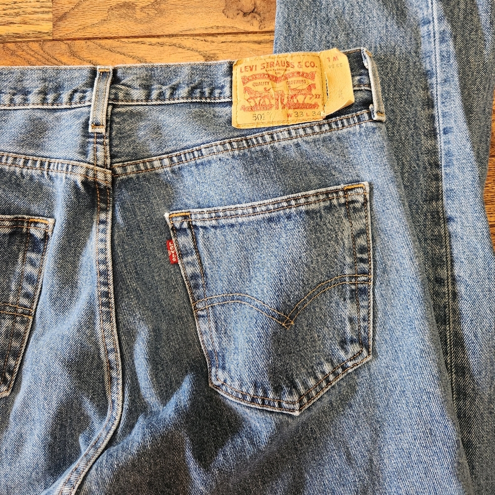 Vintage 90's Buttonfly 501 Levi's 33 x 34